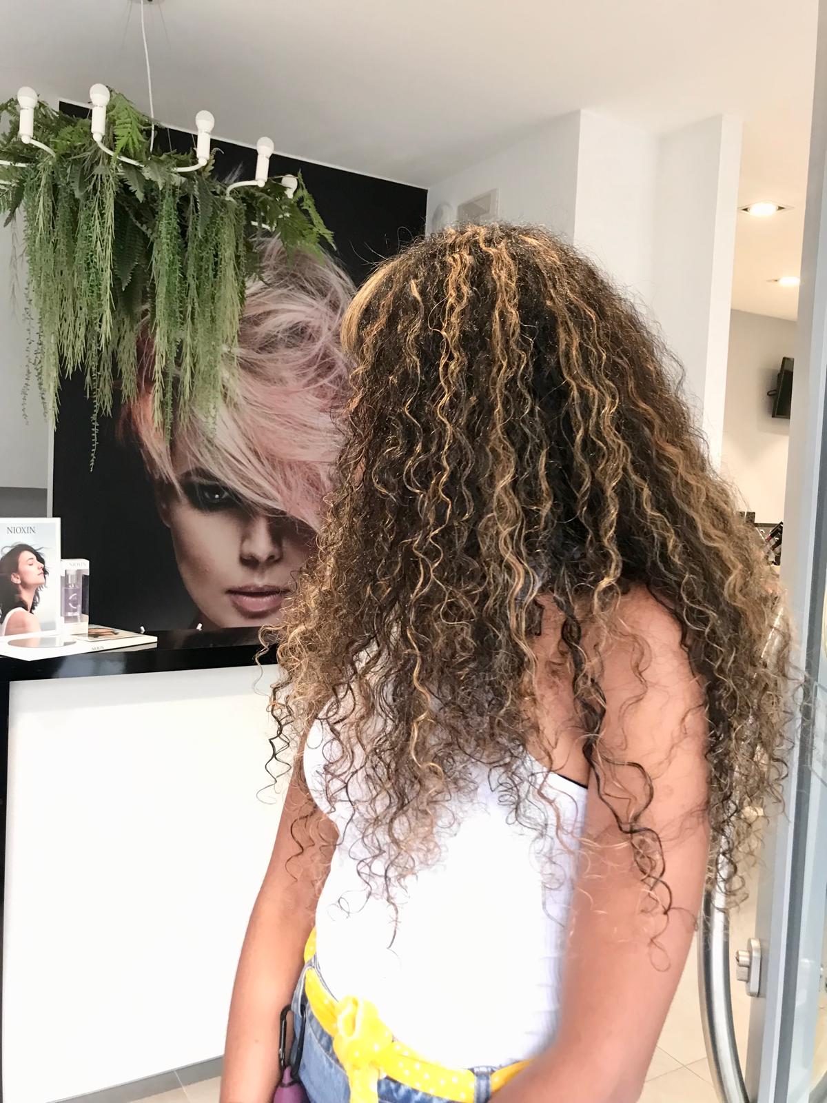 Ricci con schiariture
